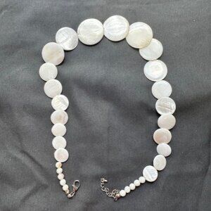 Vintage Faux Mother of Pearls Necklace 19"